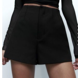 ZARA HIGHWAISTED SHORTS